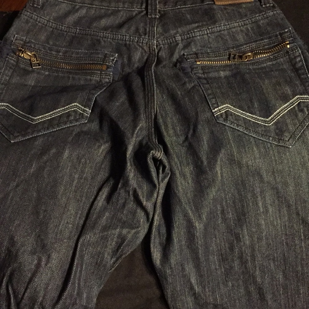Jeans - Picture 3 of 3